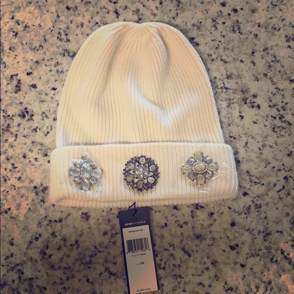 BCBG beanie